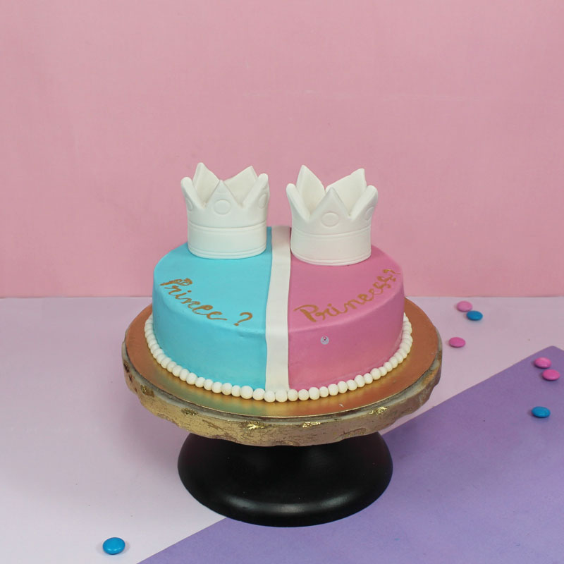 Crown Baby Shower Cake  Meta
