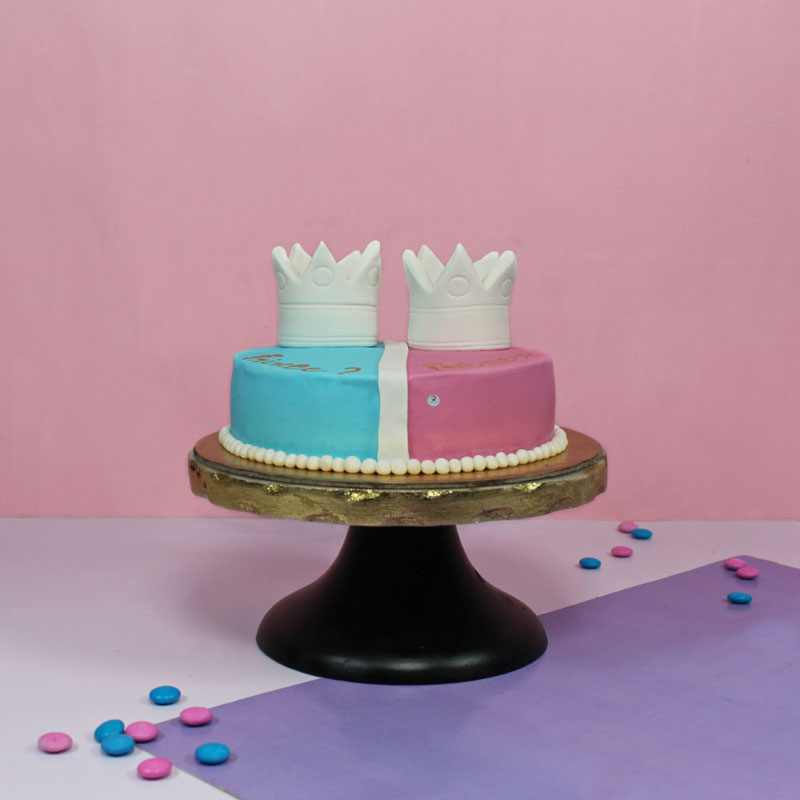 Crown Baby Shower Cake  Meta