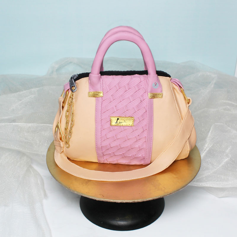 Designer-Handbag-Cake