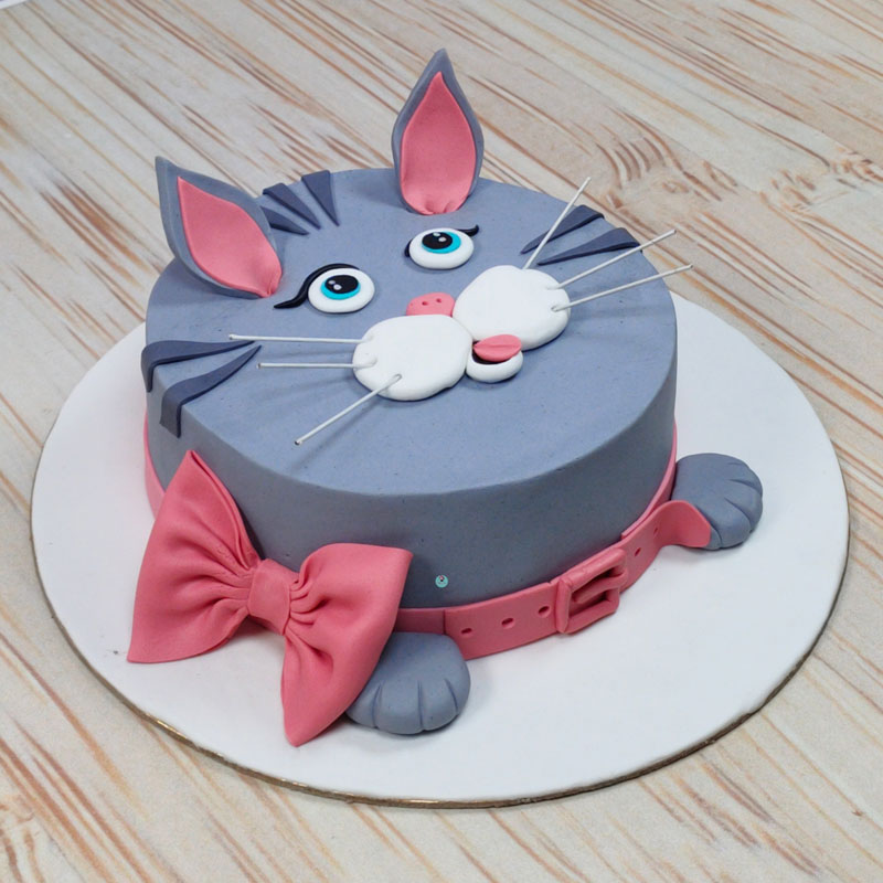 Cute-Cat-Theme-Cake