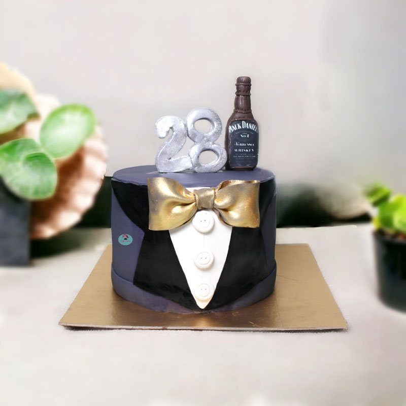Black-Suit-Cake