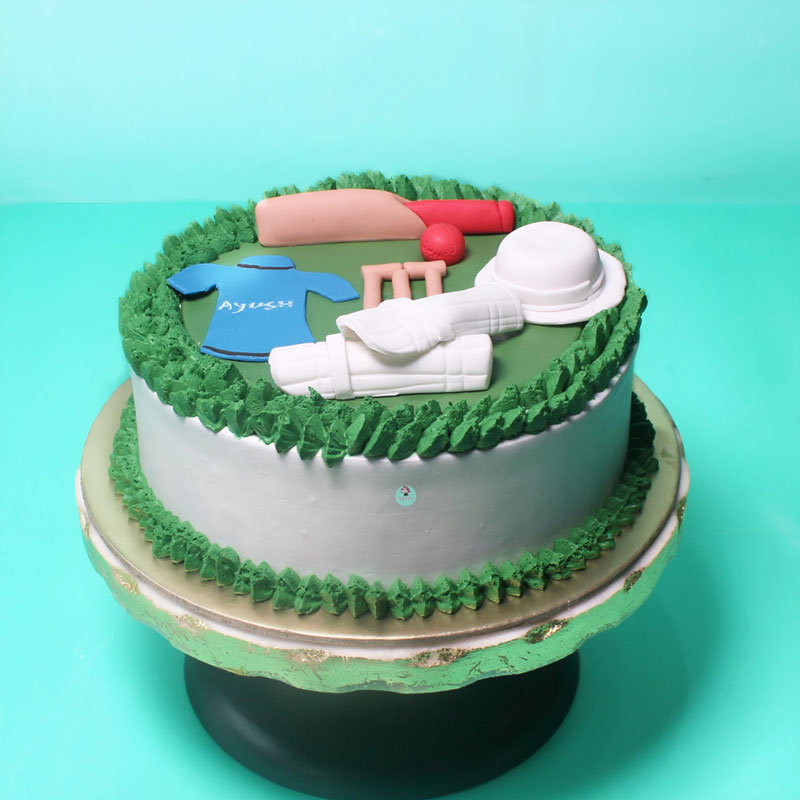 Cricket-Theme-Cake